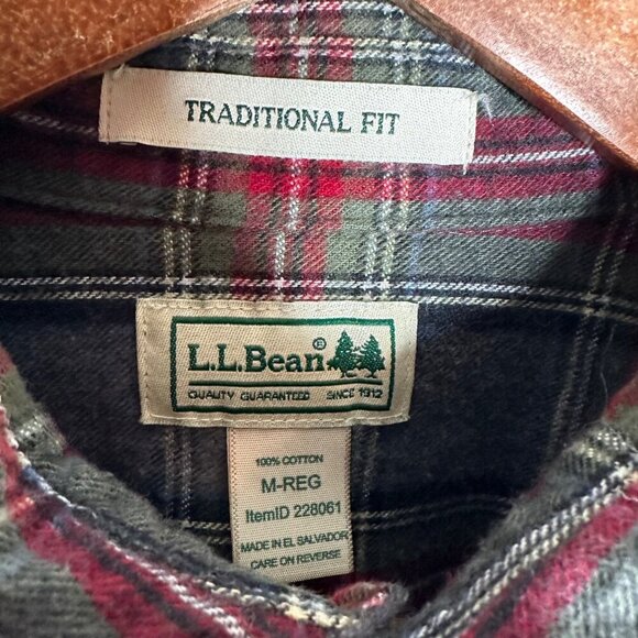 L.L. Bean Scotch Plaid Flannel Shirt Traditional‎ Fit Sz M - Picture 4 of 7